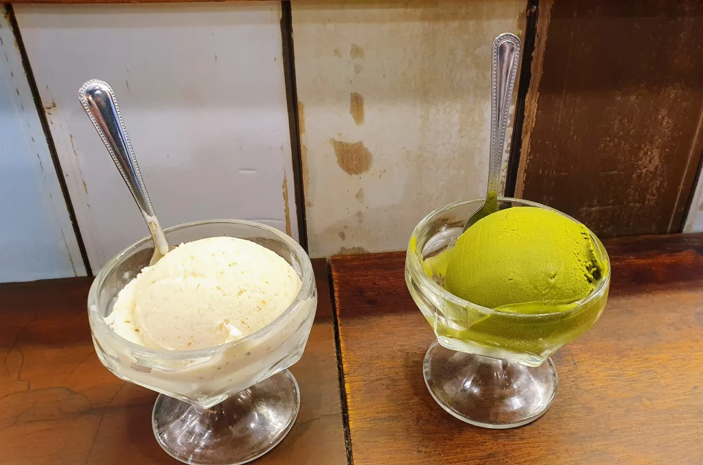 osmanthus and mochi flavored ice cream, snow king, taipei, Taiwan