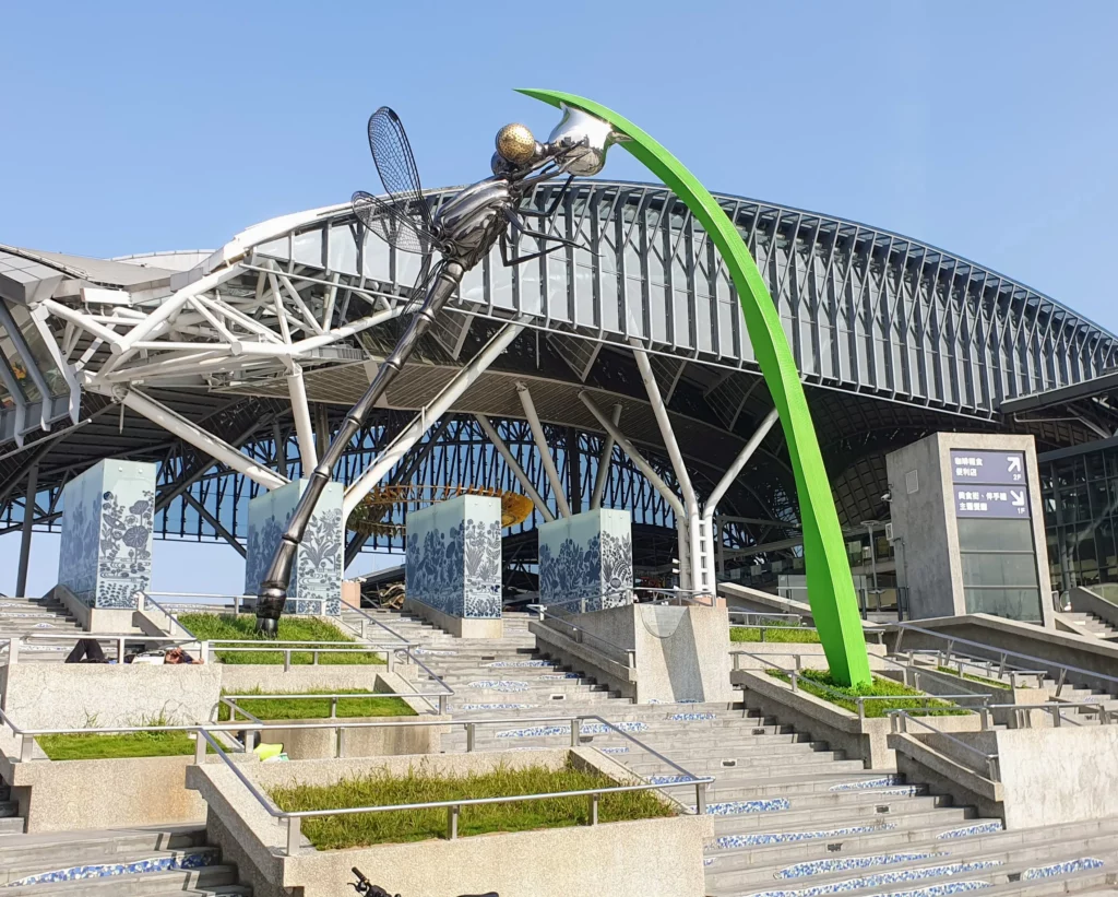 taichung station dragonfly statue